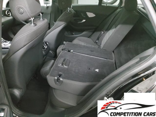 MERCEDES-BENZ C 220 usata, con Chiusura centralizzata
