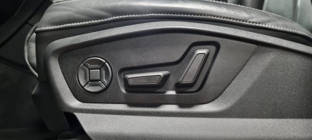 AUDI Q8 usata, con Telecamera per parcheggio assistito