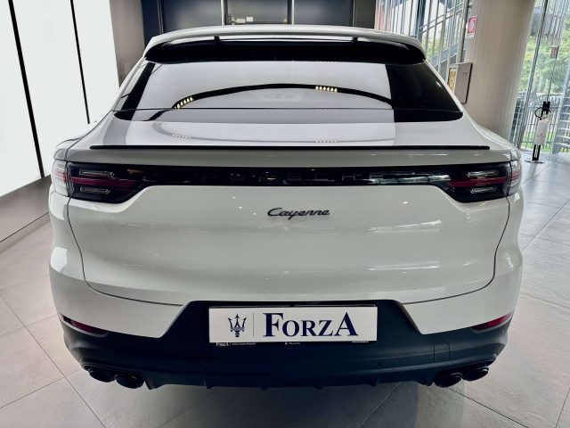 PORSCHE Cayenne usata, con Autoradio