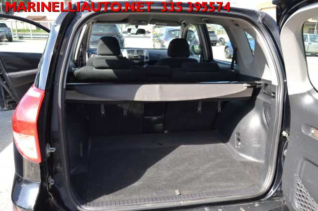 TOYOTA RAV 4 usata, con Airbag testa