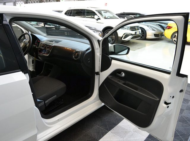 VOLKSWAGEN up! usata, con Airbag laterali