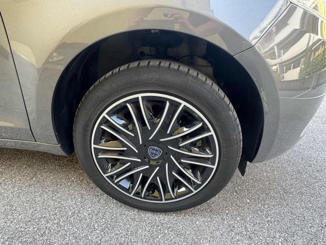 LANCIA Ypsilon usata 18