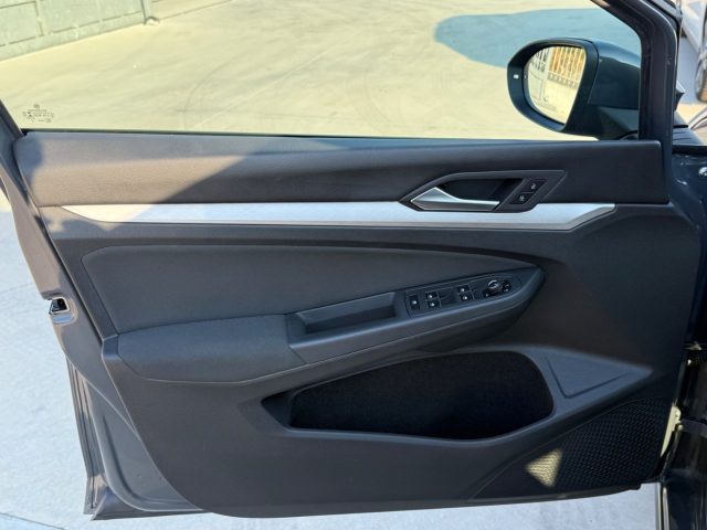 VOLKSWAGEN Golf usata, con Sedile posteriore sdoppiato