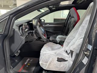 VOLKSWAGEN Golf usata, con Boardcomputer