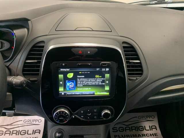 RENAULT Captur usata, con Volante in pelle