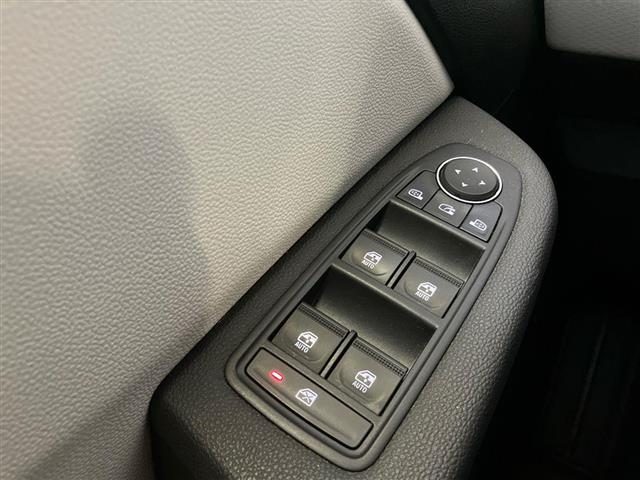 RENAULT Clio usata 24