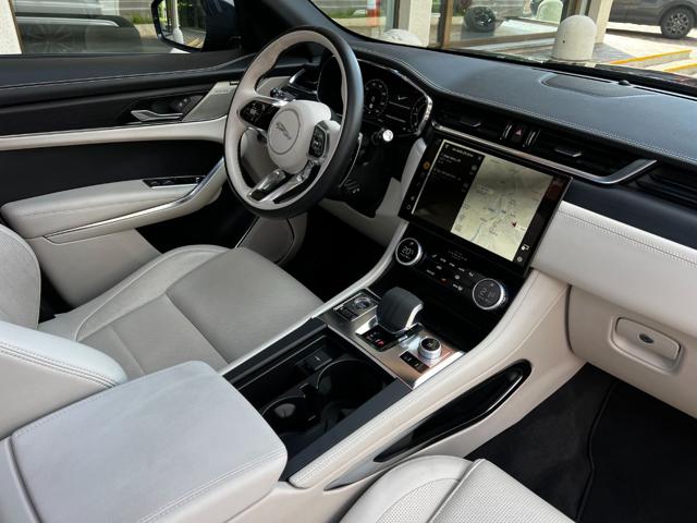 JAGUAR F-Pace usata, con Park Distance Control