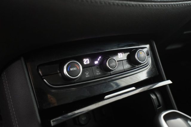 OPEL Grandland usata 9