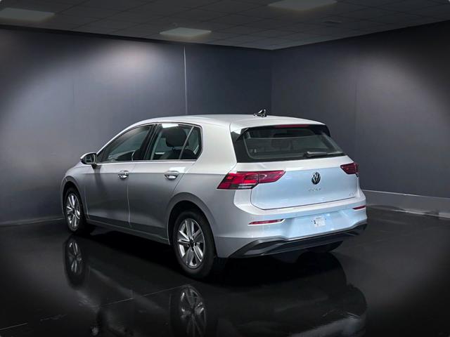 VOLKSWAGEN Golf usata, con Autoradio