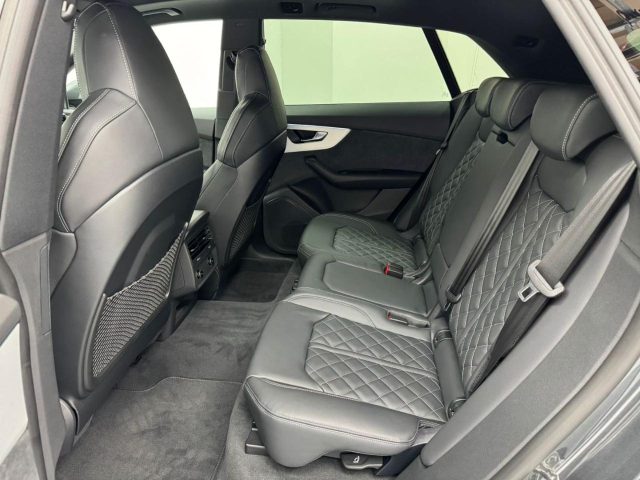 AUDI Q8 usata, con Chiusura centralizzata