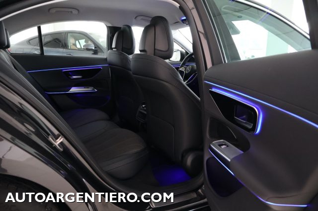 MERCEDES-BENZ E 220 usata, con Sound system