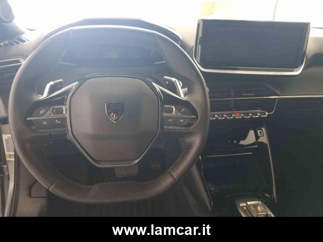 PEUGEOT 2008 usata, con Controllo automatico clima