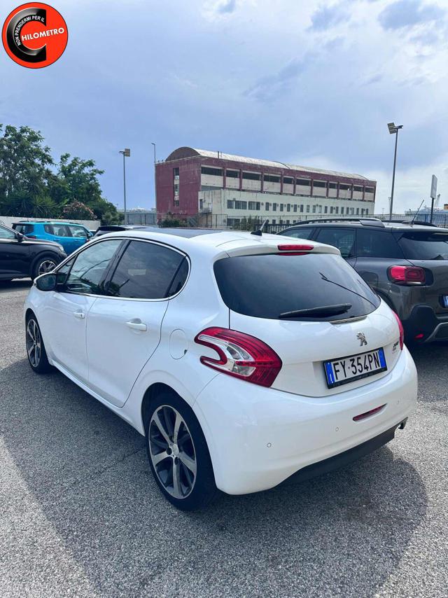 PEUGEOT 208 usata, con Volante multifunzione