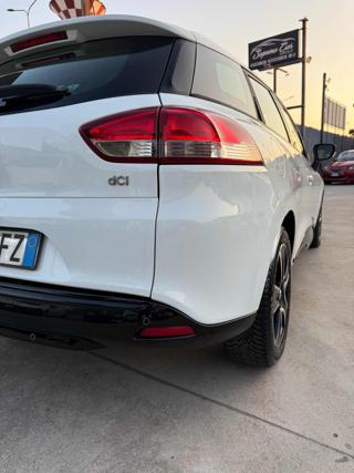 RENAULT Clio usata, con Climatizzatore