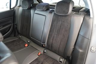 PEUGEOT 308 usata, con Sedile posteriore sdoppiato