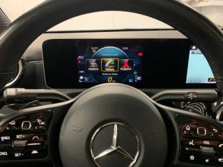MERCEDES-BENZ CLA 180 usata, con Park Distance Control