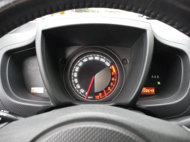 TOYOTA Urban Cruiser usata, con Boardcomputer
