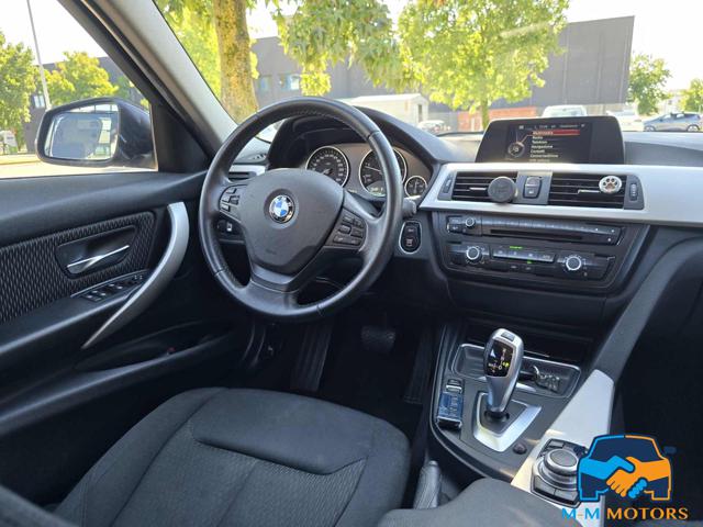 BMW 320 usata, con USB