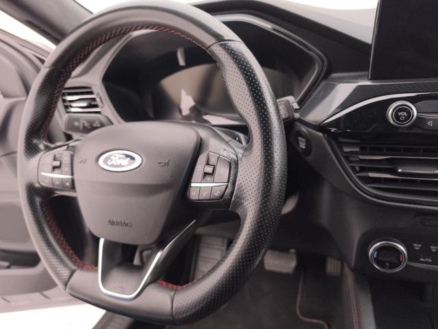FORD Kuga usata, con Specchietto retrovisore con funzione antiabbagliamento