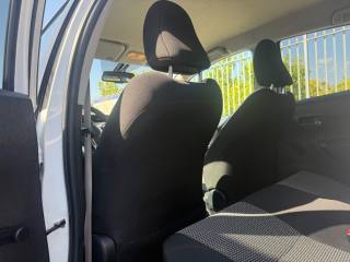 TOYOTA Yaris usata 24