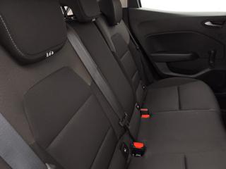 RENAULT Clio usata, con Autoradio digitale