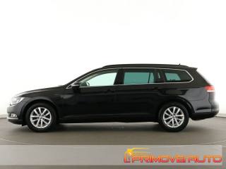 VOLKSWAGEN Passat Variant usata, con Servosterzo