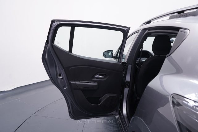 DACIA Sandero usata, con Autoradio digitale