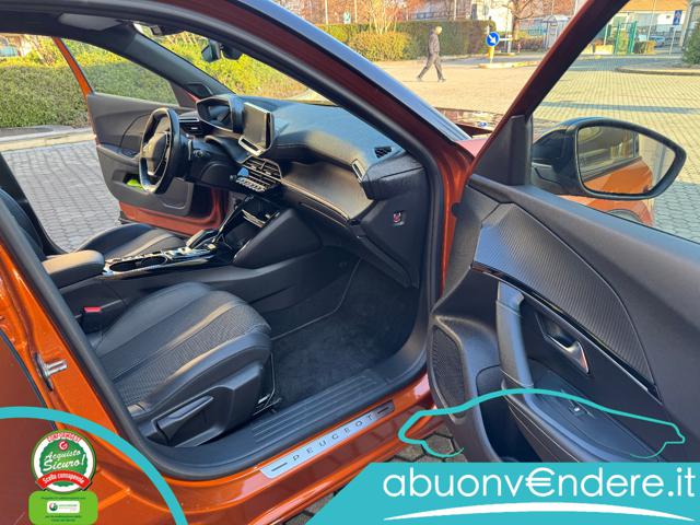 PEUGEOT 2008 usata, con Cruise Control