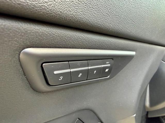 JAGUAR E-Pace usata, con Leve al volante