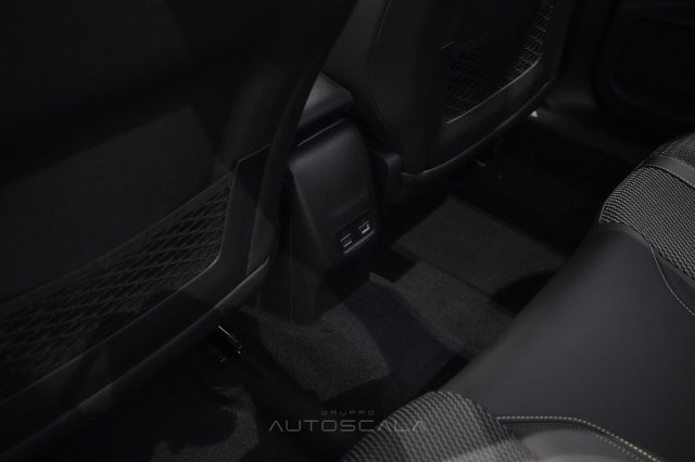 PEUGEOT 2008 usata, con 360° camera