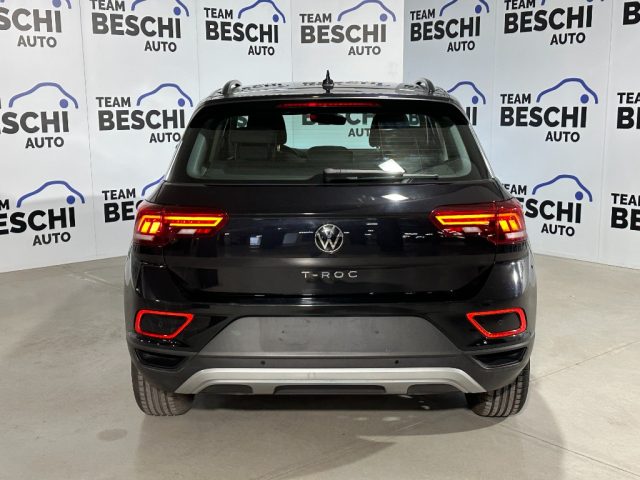 VOLKSWAGEN T-Roc usata, con Controllo automatico clima