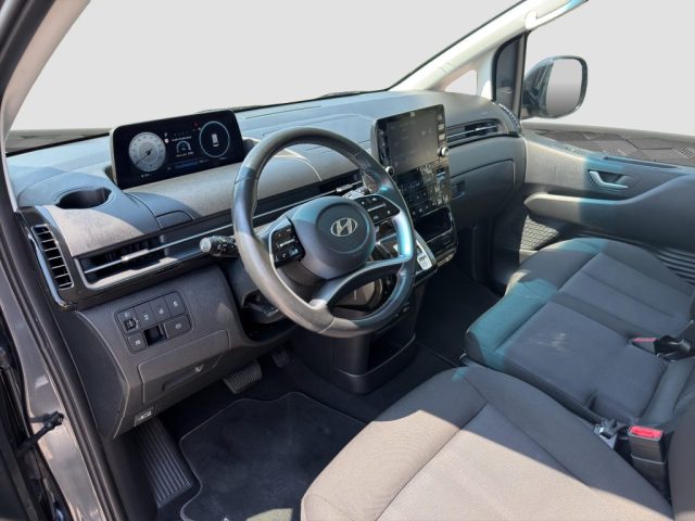 HYUNDAI Staria usata 8