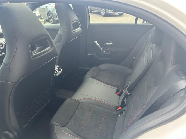 MERCEDES-BENZ A 180 usata, con Park Distance Control