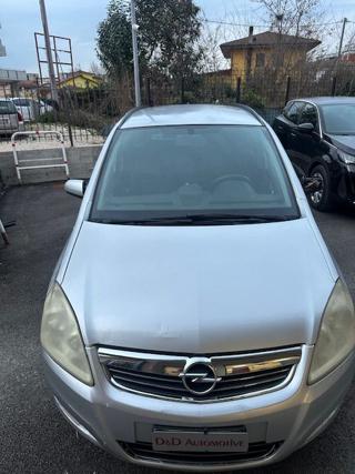 OPEL Zafira usata, con Airbag