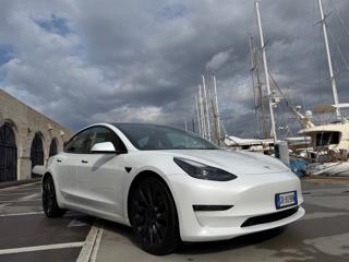 TESLA Model 3 usata, con Luci diurne