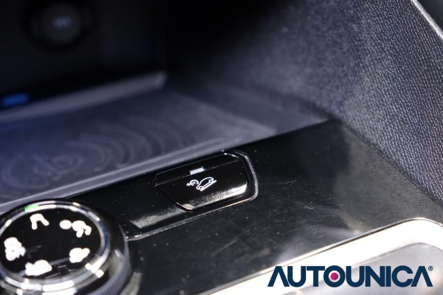 PEUGEOT 3008 usata, con Specchietti laterali elettrici