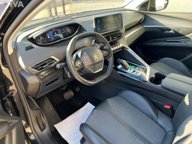 PEUGEOT 3008 usata 11