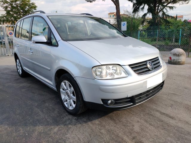 VOLKSWAGEN Touran usata, con ABS