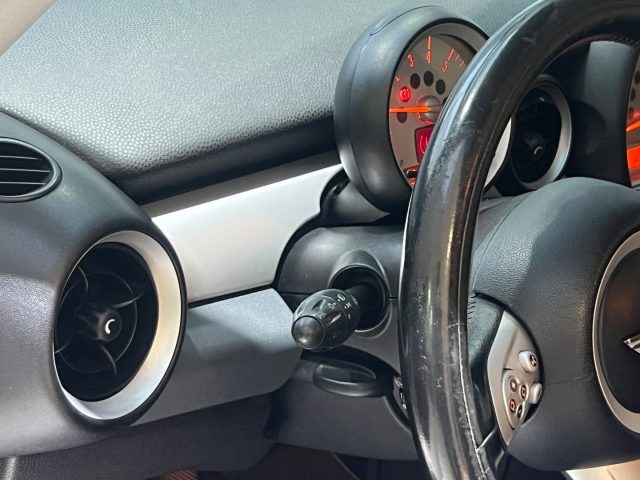 MINI Cooper D usata, con MP3