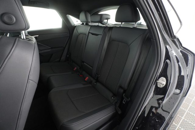 AUDI Q3 usata 9