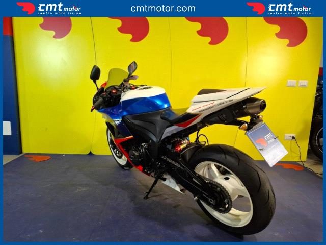 HONDA CBR 600 RR usata 10