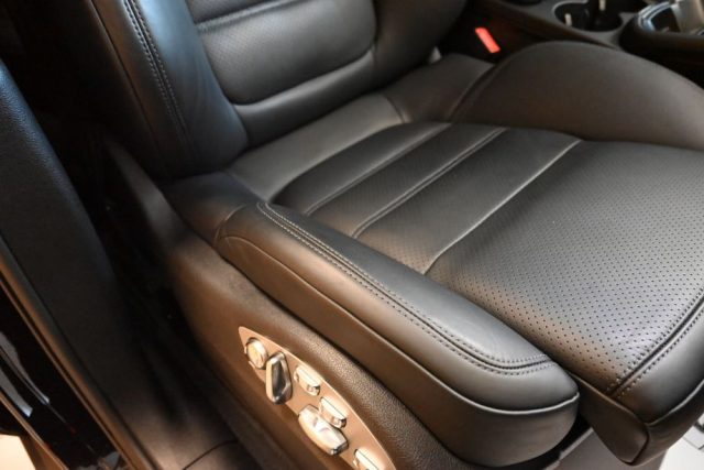 PORSCHE Macan usata 264