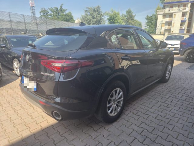 ALFA ROMEO Stelvio usata, con Cerchi in lega