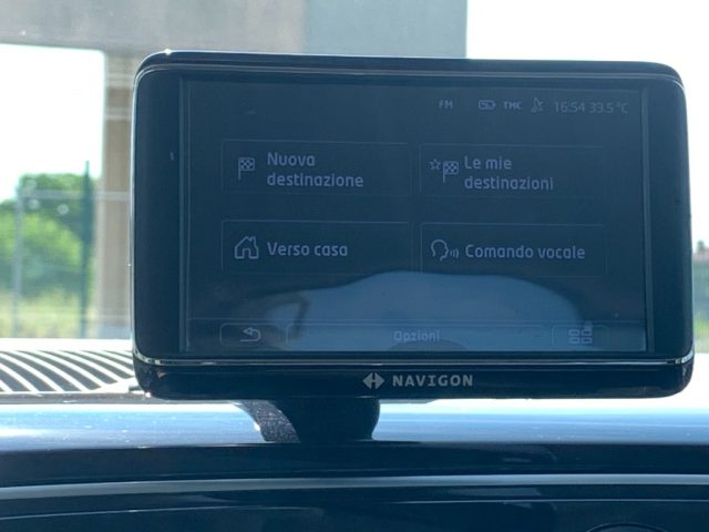 VOLKSWAGEN up! usata, con Servosterzo