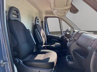PEUGEOT Boxer usata, con Servosterzo