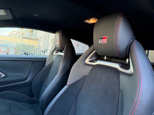 TOYOTA Yaris usata, con Cruise Control