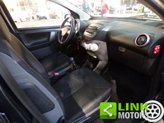 TOYOTA Aygo usata, con Controllo automatico clima