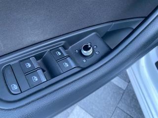 AUDI A4 usata, con Park Distance Control