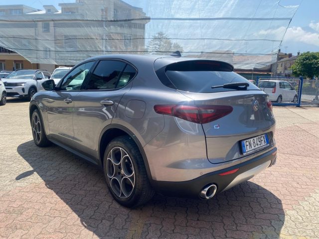 ALFA ROMEO Stelvio usata, con Cerchi in lega