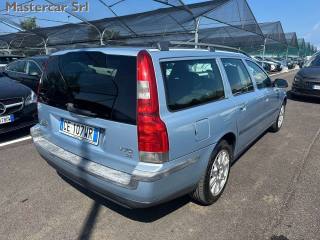 VOLVO V70 usata 4